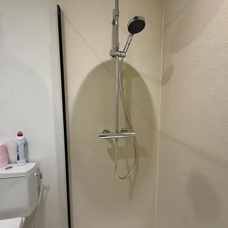 T2 Renove Avec Salon Separe, Canape, Tv * La Roche-sur-Yon