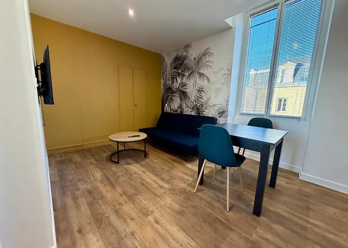 Appartamento T2 Rénové Avec Salon Séparé, Canapé, Tv *